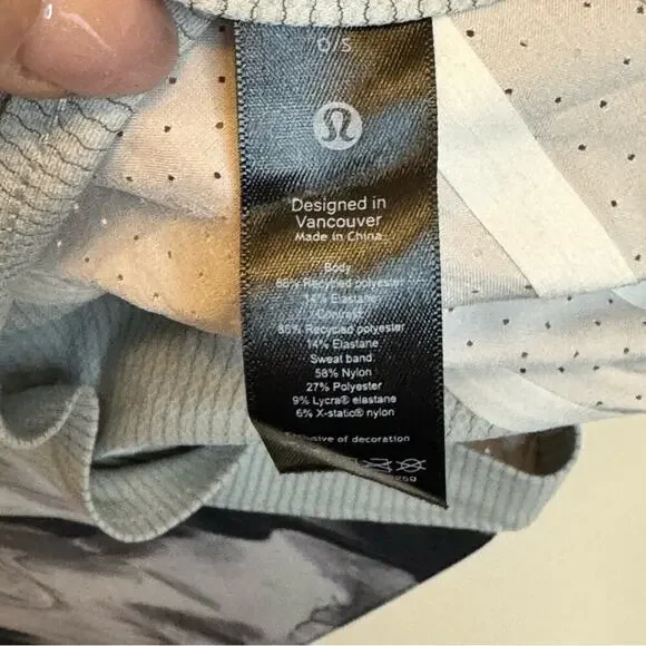 Lululemon Athletica Black and Gray cap - Picture 3 of 3